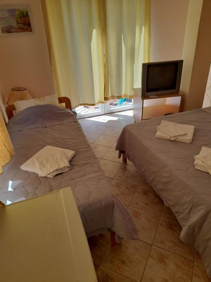 Bato Rooms Peštani Dış mekan fotoğraf