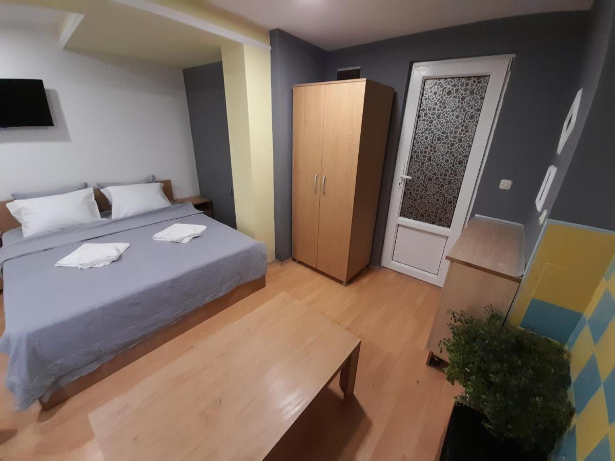 Bato Rooms Peštani Dış mekan fotoğraf